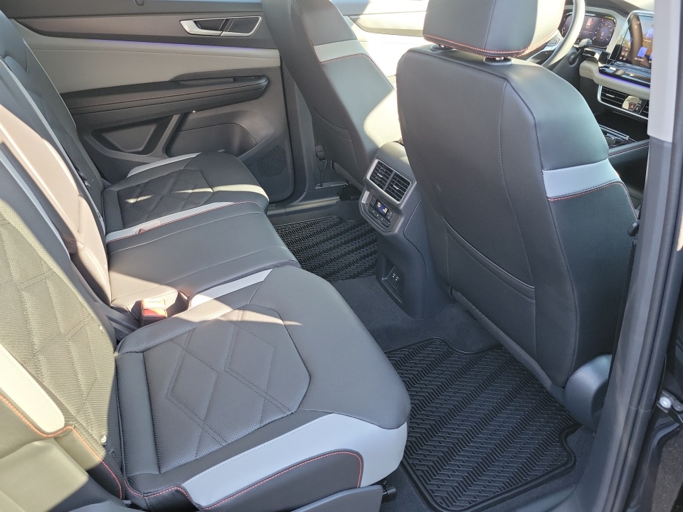 1V2CN2CA1TC520790 2026 Volkswagen Atlas Peak Edition