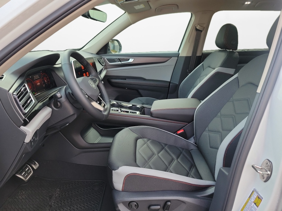 1V2CN2CA8TC557528 2026 Volkswagen Atlas Peak Edition