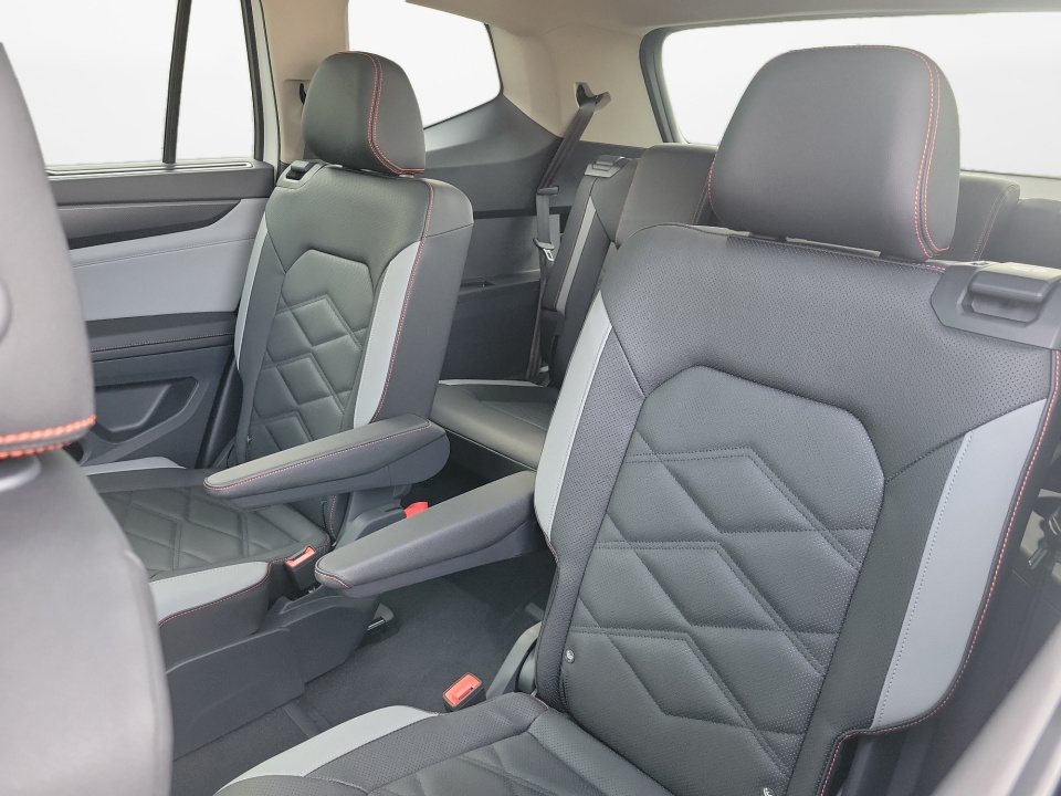 1V2CN2CA8TC557528 2026 Volkswagen Atlas Peak Edition