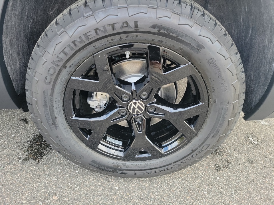 1V2CN2CA8TC557528 2026 Volkswagen Atlas Peak Edition