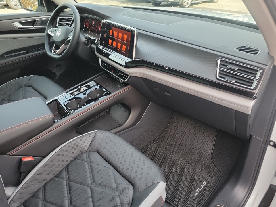 1V2CN2CA8TC557528 2026 Volkswagen Atlas Peak Edition