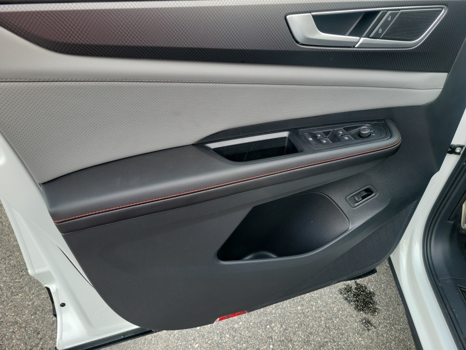 1V2CN2CA8TC557528 2026 Volkswagen Atlas Peak Edition