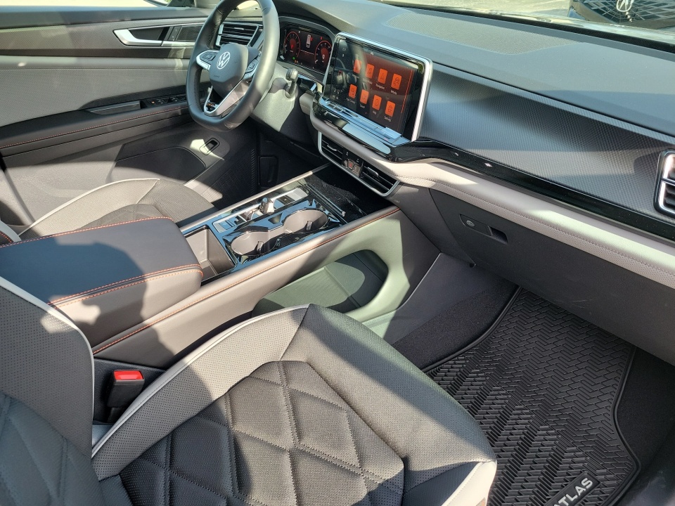 1V2CN2CAXTC549009 2026 Volkswagen Atlas Peak Edition