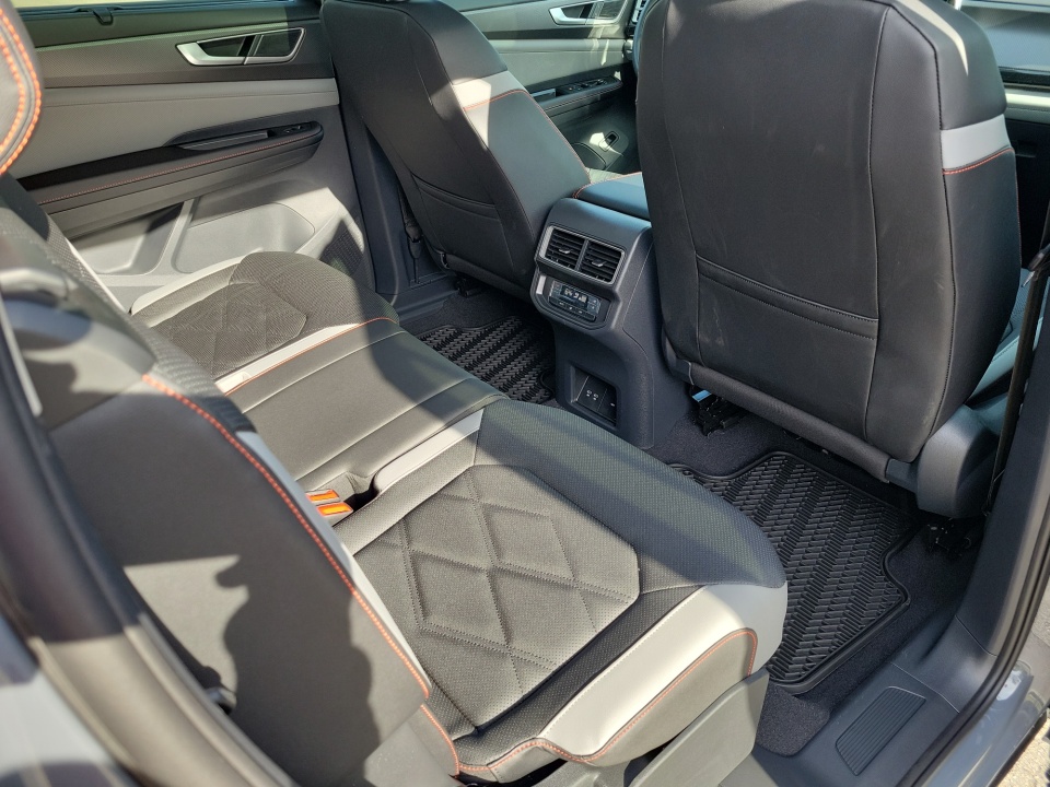 1V2CN2CAXTC549009 2026 Volkswagen Atlas Peak Edition