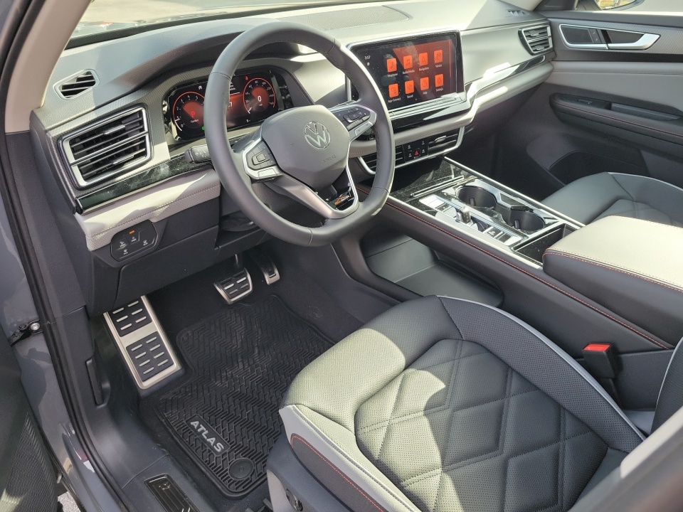 1V2CN2CAXTC549009 2026 Volkswagen Atlas Peak Edition