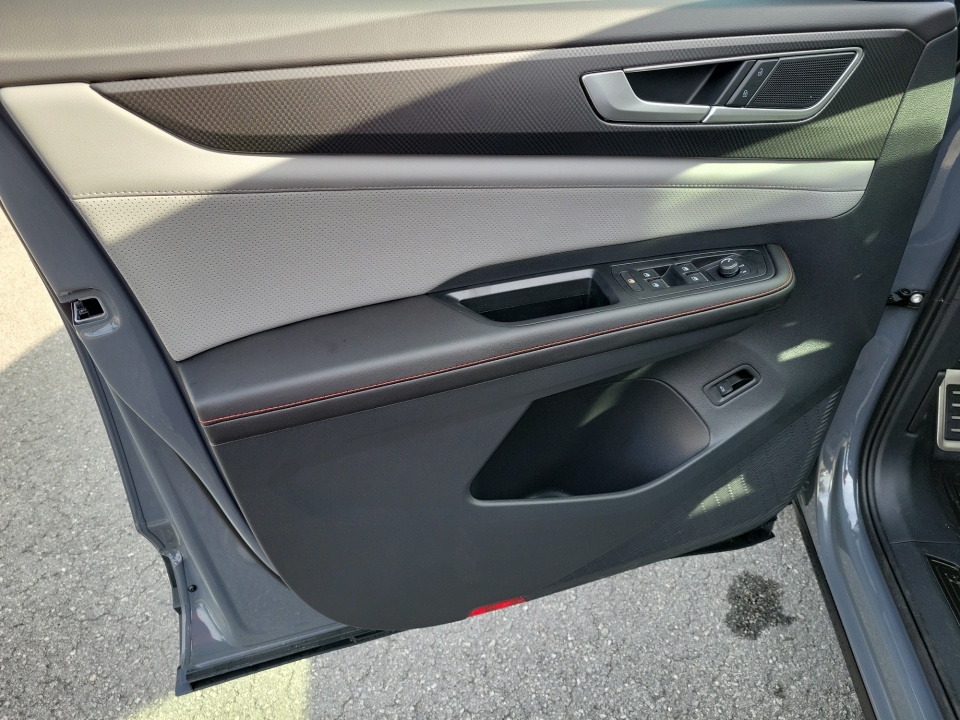 1V2CN2CAXTC549009 2026 Volkswagen Atlas Peak Edition