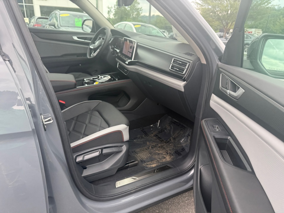1V2CN2CAXTC575531 2026 Volkswagen Atlas Peak Edition