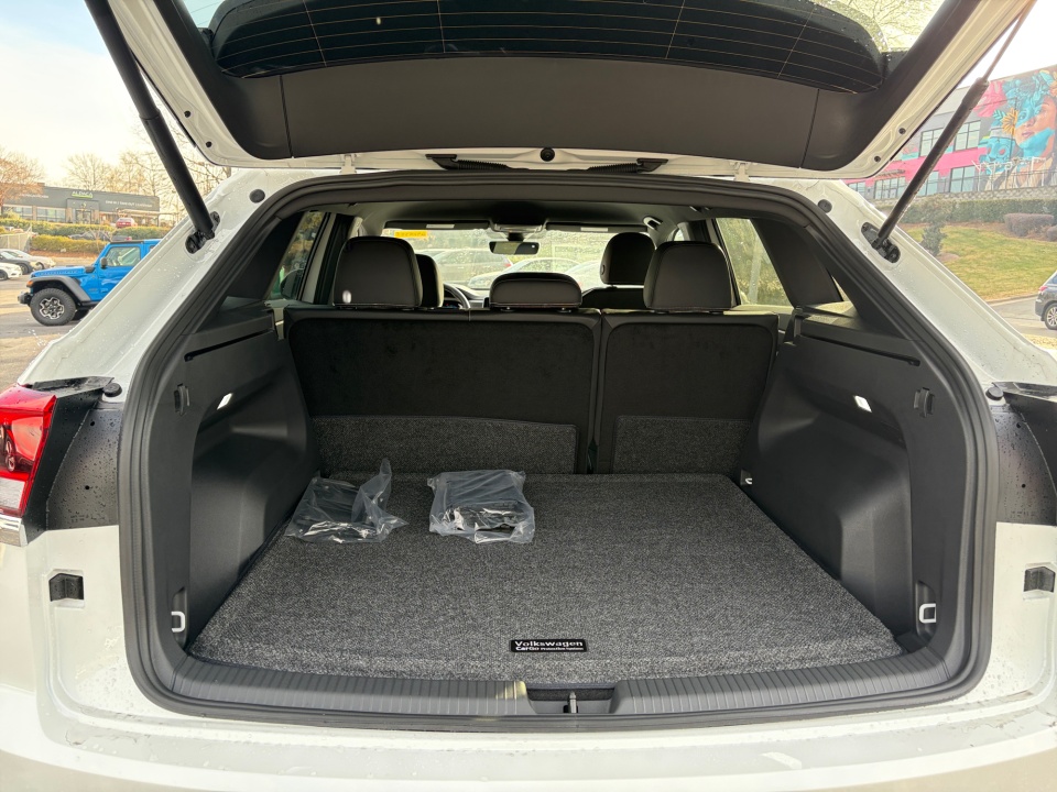 1V2DC2CA2TC206849 2026 Volkswagen Atlas Cross Sport SE