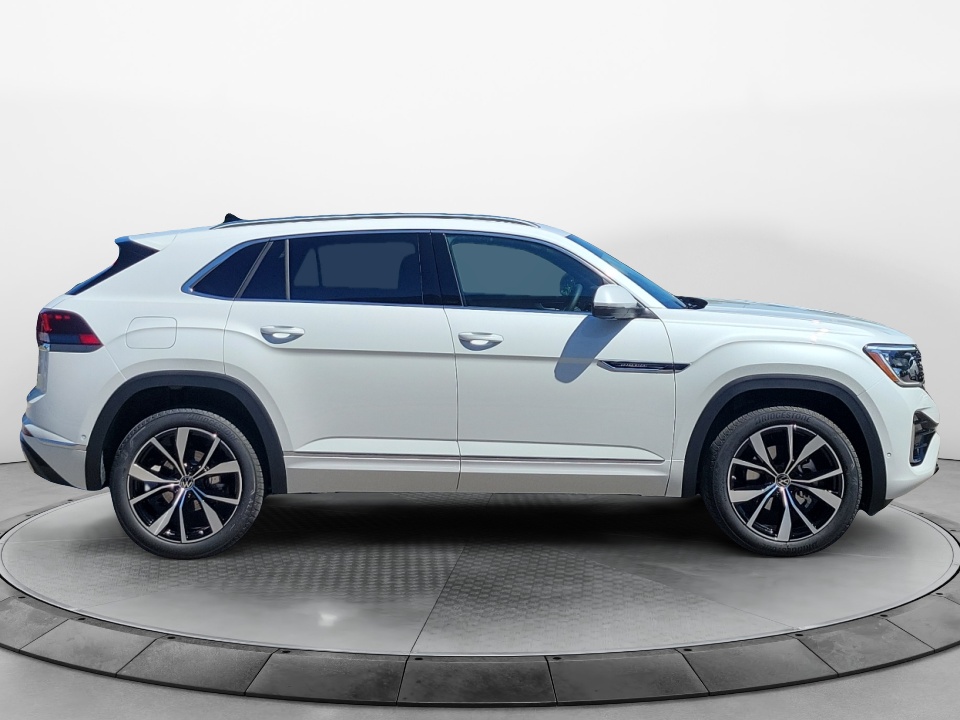 1V2FC2CA3TC243465 2026 Volkswagen Atlas Cross Sport 2.0T SEL Premium R-Line