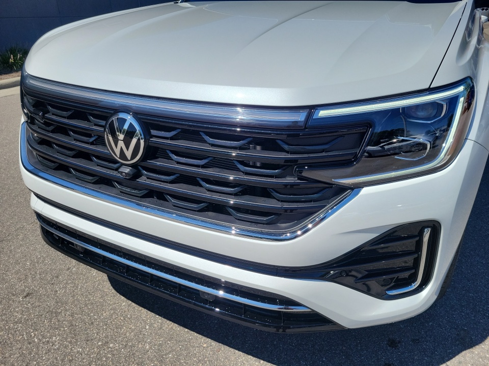 1V2FC2CA3TC243465 2026 Volkswagen Atlas Cross Sport 2.0T SEL Premium R-Line