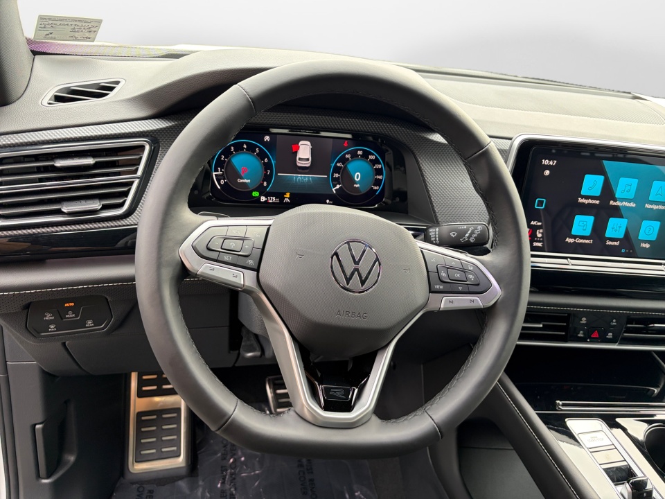 1V2FC2CA5TC215764 2026 Volkswagen Atlas Cross Sport SEL Premium R-Line