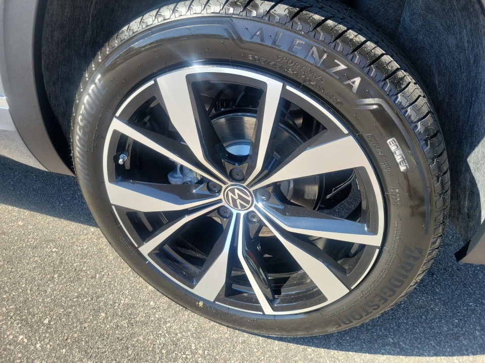 1V2FC2CA8TC243669 2026 Volkswagen Atlas Cross Sport 2.0T SEL Premium R-Line