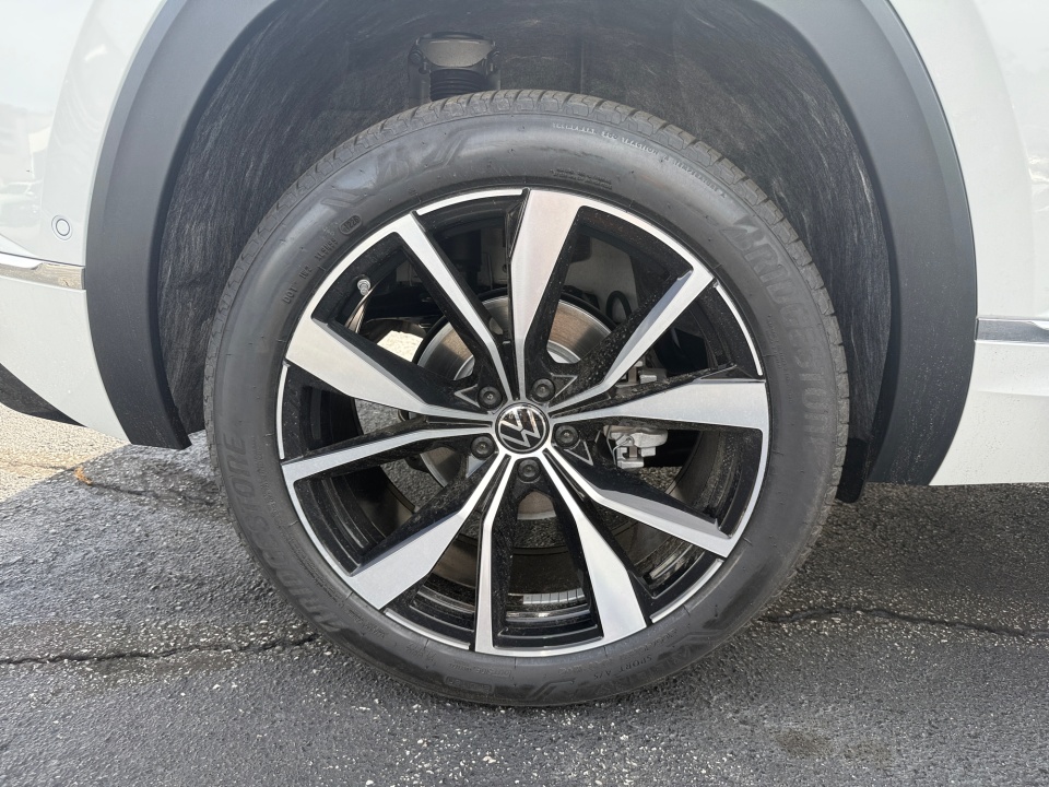 1V2FC2CA9TC232860 2026 Volkswagen Atlas Cross Sport 2.0T SEL Premium R-Line