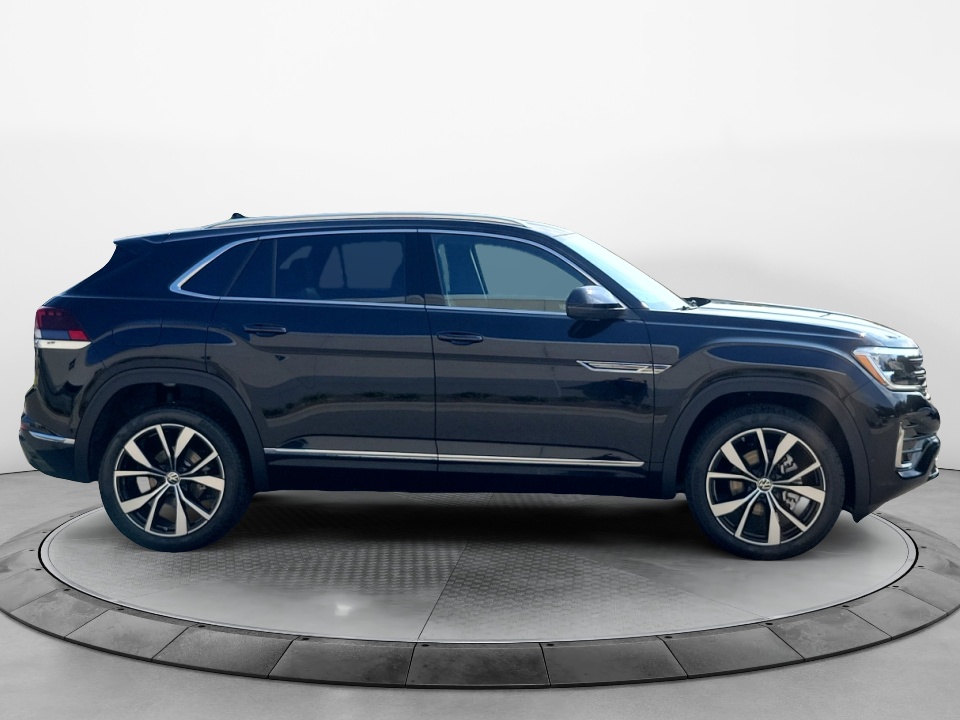 1V2FC2CA9TC241025 2026 Volkswagen Atlas Cross Sport 2.0T SEL Premium R-Line