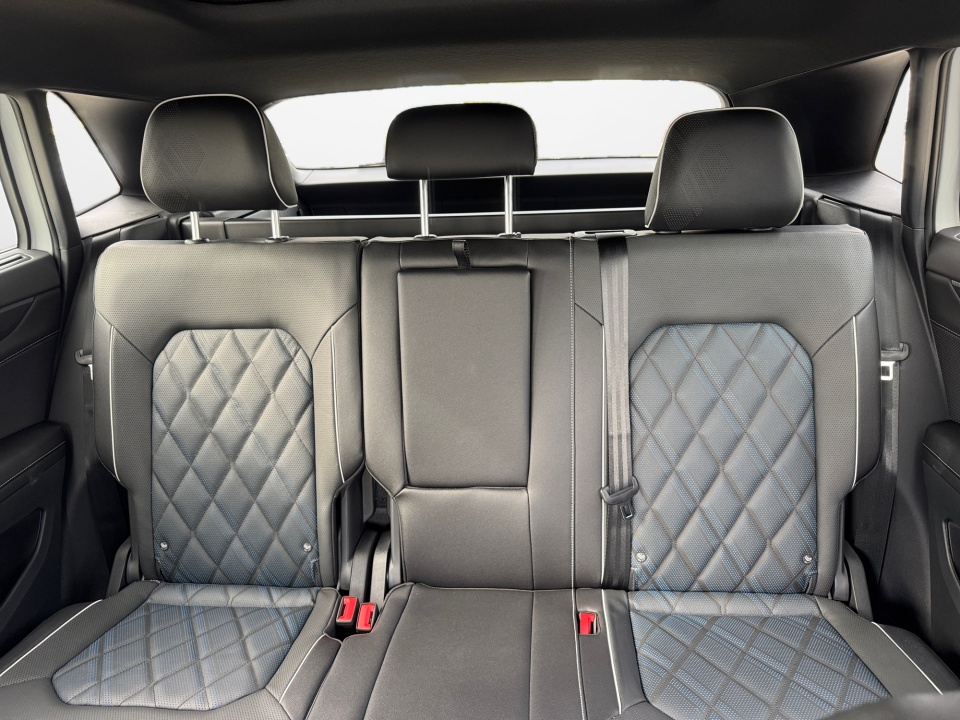 1V2FC2CAXTC204405 2026 Volkswagen Atlas Cross Sport 2.0T SEL Premium R-Line