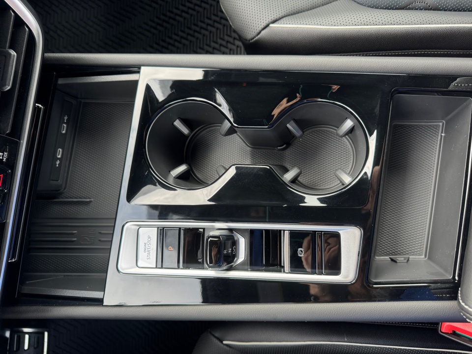 1V2FC2CAXTC204405 2026 Volkswagen Atlas Cross Sport 2.0T SEL Premium R-Line