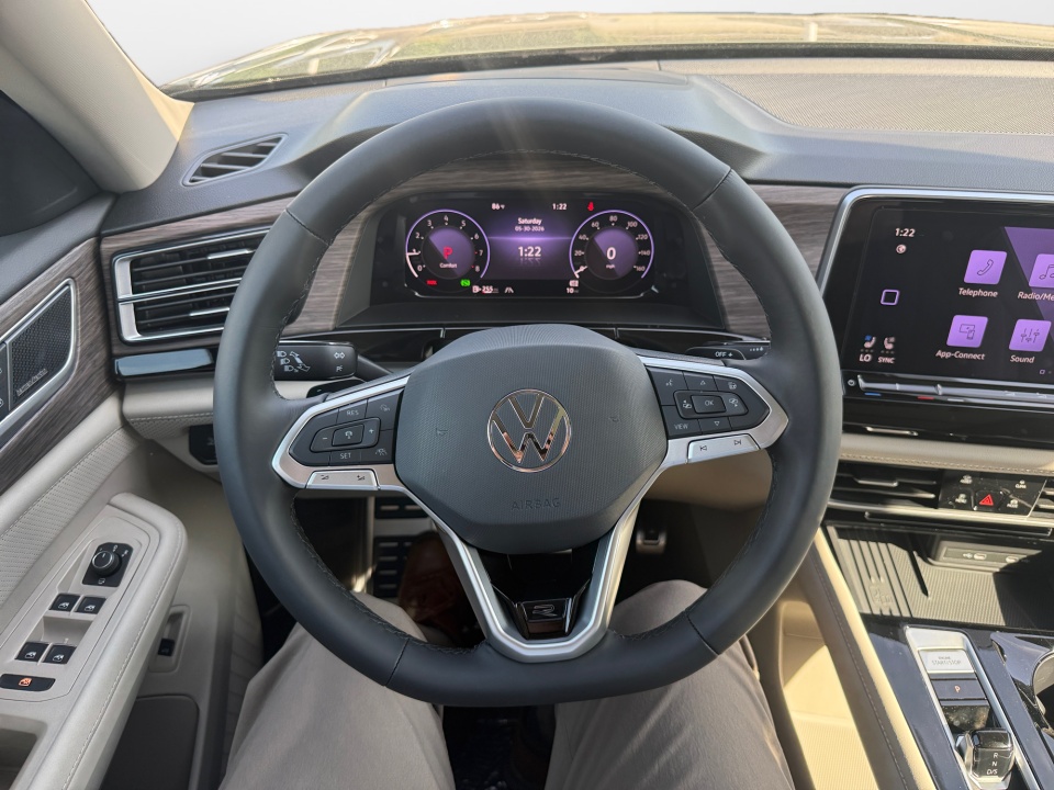 1V2FN2CA0TC576913 2026 Volkswagen Atlas SEL Premium R-Line