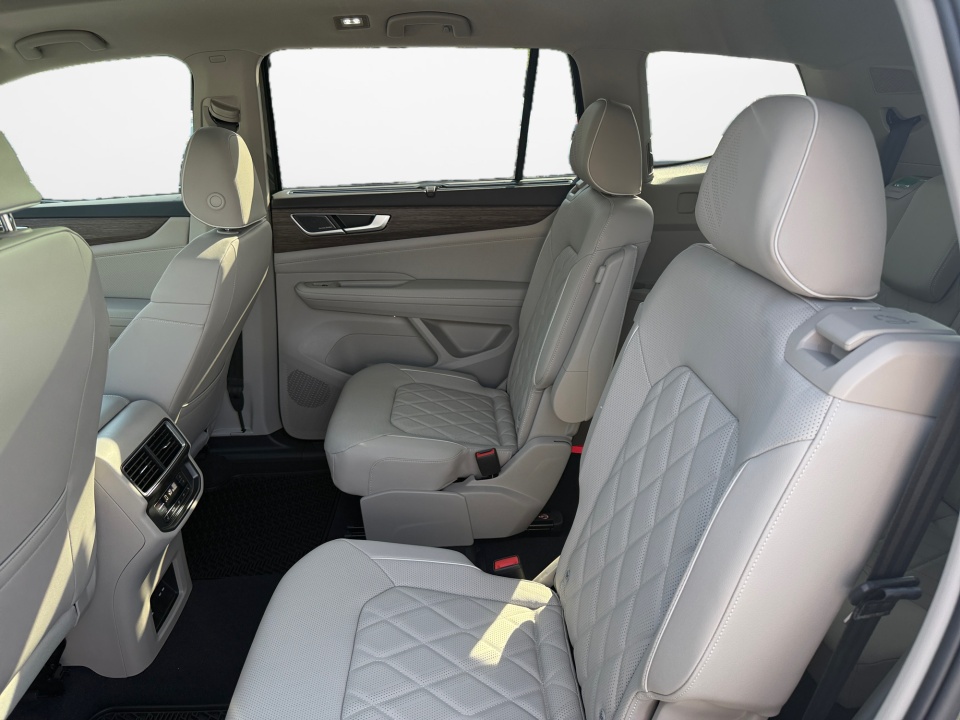 1V2FN2CA0TC576913 2026 Volkswagen Atlas SEL Premium R-Line