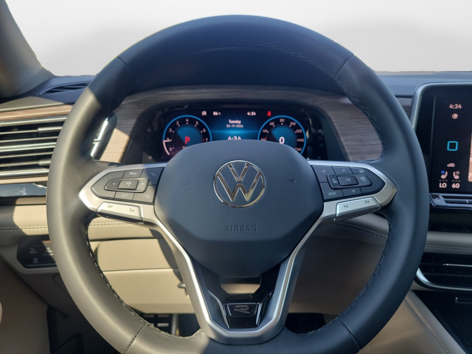 1V2FN2CA3TC572483 2026 Volkswagen Atlas SEL Premium R-Line