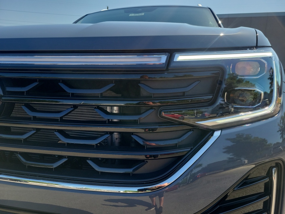 1V2FN2CA3TC572483 2026 Volkswagen Atlas SEL Premium R-Line