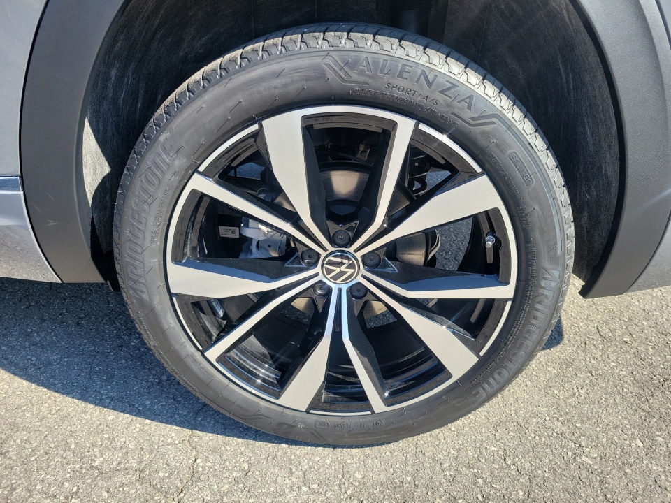 1V2FN2CA3TC572483 2026 Volkswagen Atlas SEL Premium R-Line