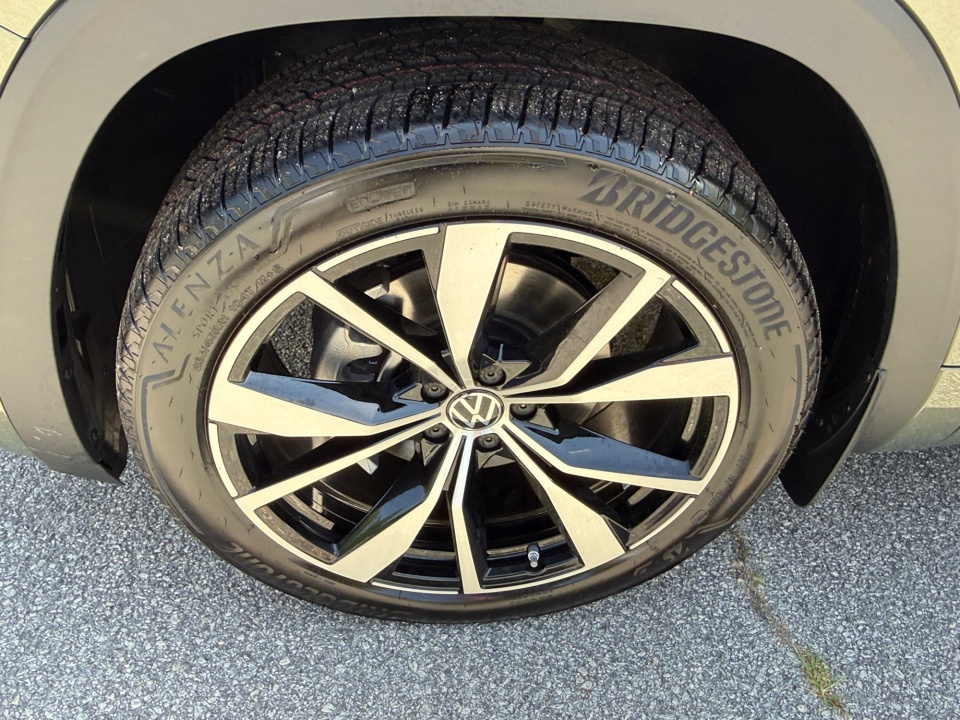 1V2FN2CA3TC575156 2026 Volkswagen Atlas SEL Premium R-Line
