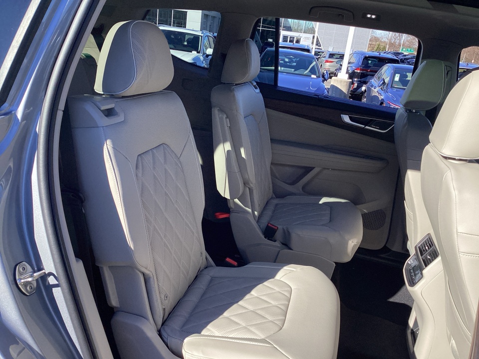 1V2FN2CA4TC527388 2026 Volkswagen Atlas SEL Premium R-Line