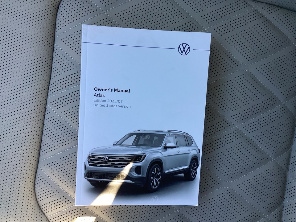 1V2FN2CA4TC527388 2026 Volkswagen Atlas SEL Premium R-Line