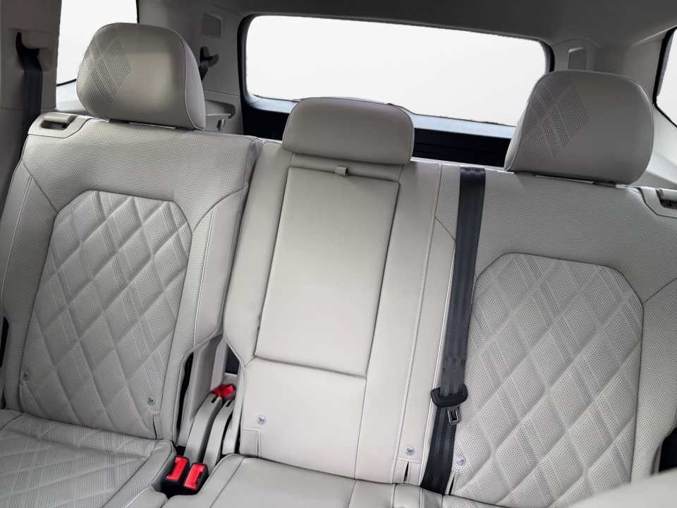 1V2FN2CA4TC533515 2026 Volkswagen Atlas SEL Premium R-Line