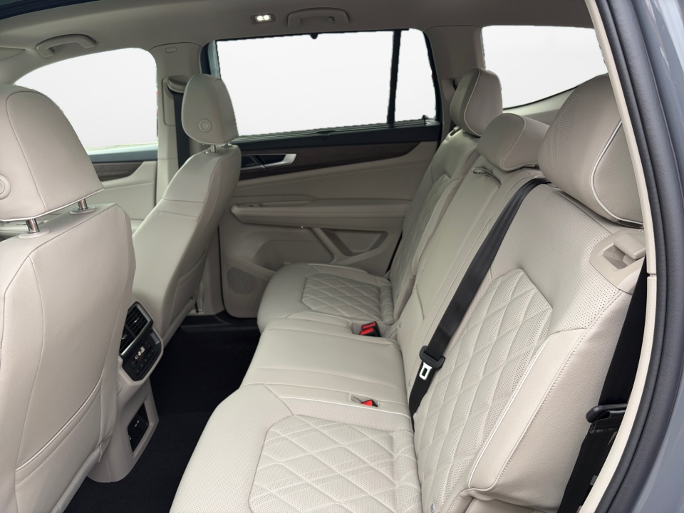 1V2FN2CA4TC533515 2026 Volkswagen Atlas SEL Premium R-Line