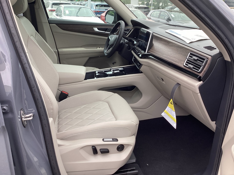 1V2FN2CA4TC574548 2026 Volkswagen Atlas SEL Premium R-Line