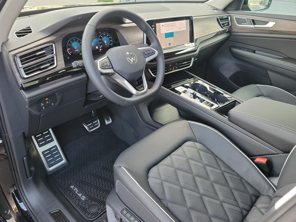 1V2FN2CA4TC589843 2026 Volkswagen Atlas 2.0T SEL Premium R-Line