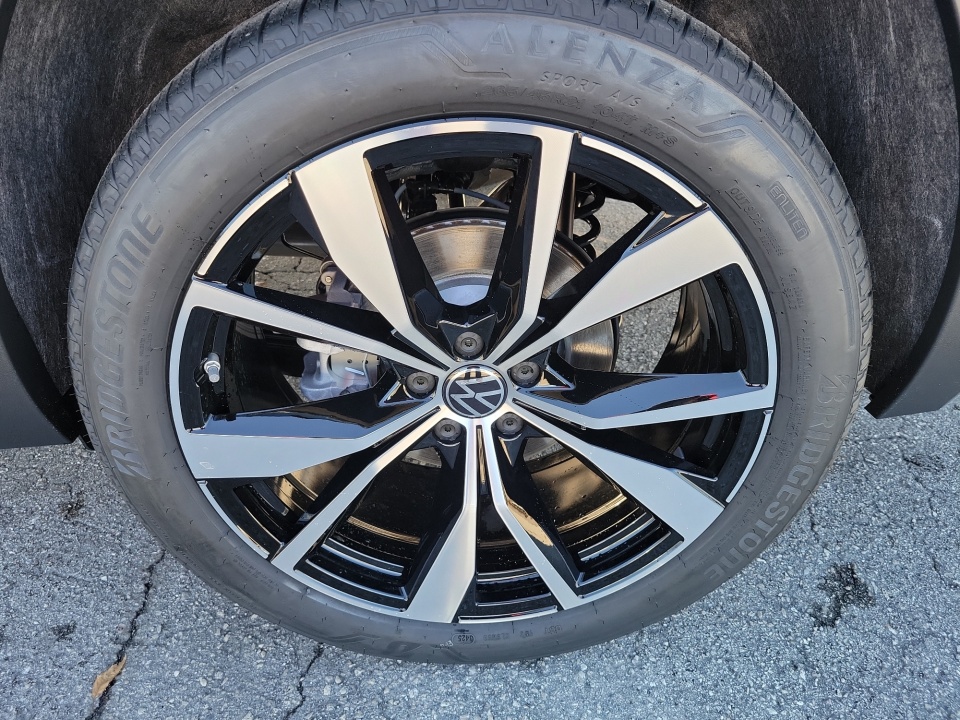 1V2FN2CA6TC524850 2026 Volkswagen Atlas SEL Premium R-Line