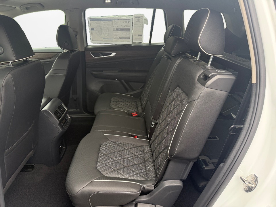 1V2FN2CA7TC568131 2026 Volkswagen Atlas SEL Premium R-Line