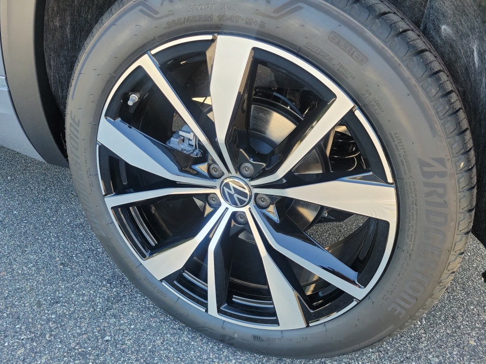 1V2FN2CA7TC593028 2026 Volkswagen Atlas 2.0T SEL Premium R-Line