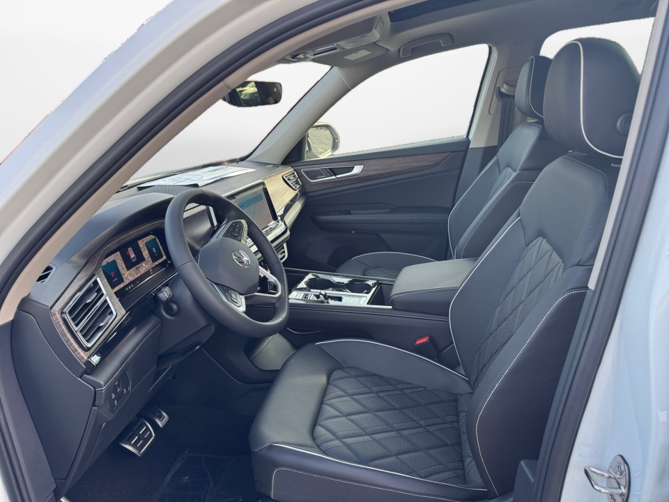 1V2FN2CA8TC508004 2026 Volkswagen Atlas SEL Premium R-Line