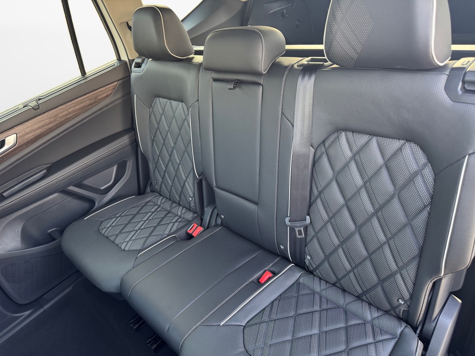 1V2FN2CA8TC508004 2026 Volkswagen Atlas SEL Premium R-Line