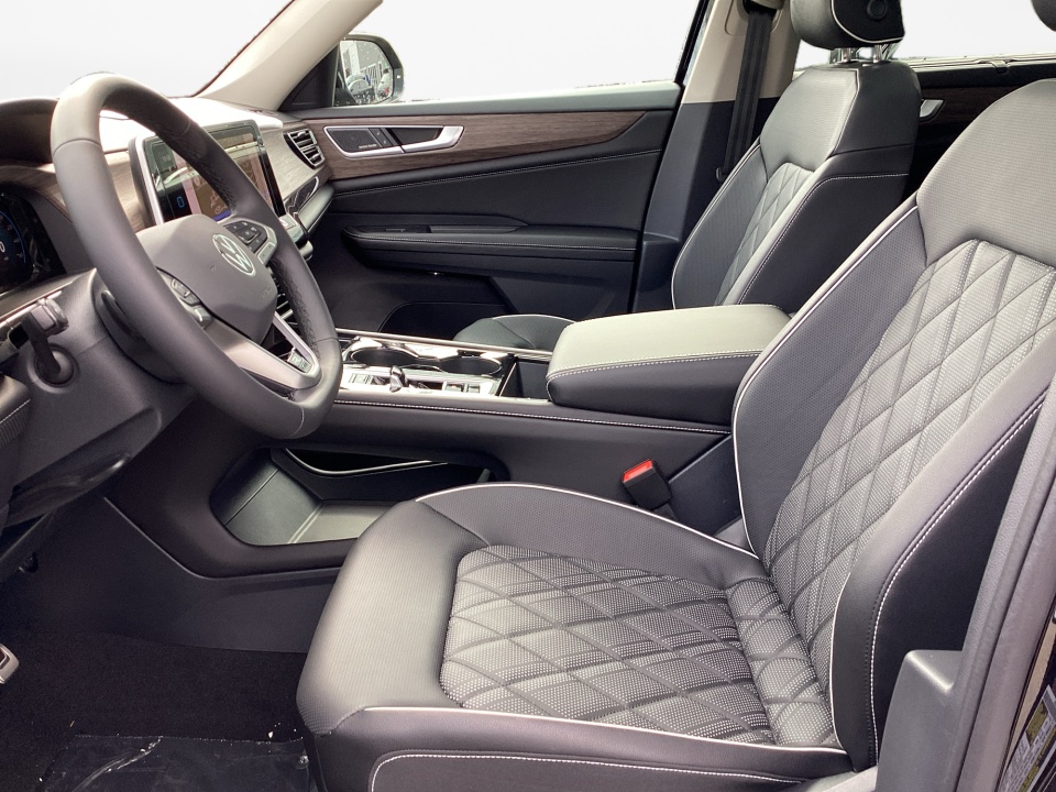 1V2FN2CA9TC542145 2026 Volkswagen Atlas SEL Premium R-Line