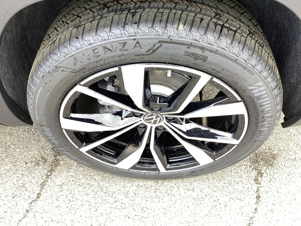 1V2FN2CA9TC542145 2026 Volkswagen Atlas SEL Premium R-Line