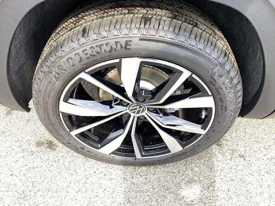 1V2FN2CA9TC542145 2026 Volkswagen Atlas SEL Premium R-Line