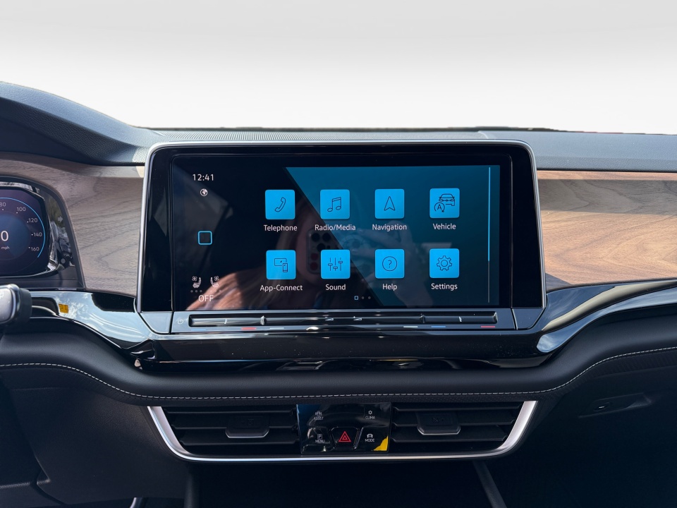 1V2HN2CA0TC548182 2026 Volkswagen Atlas SE with Technology