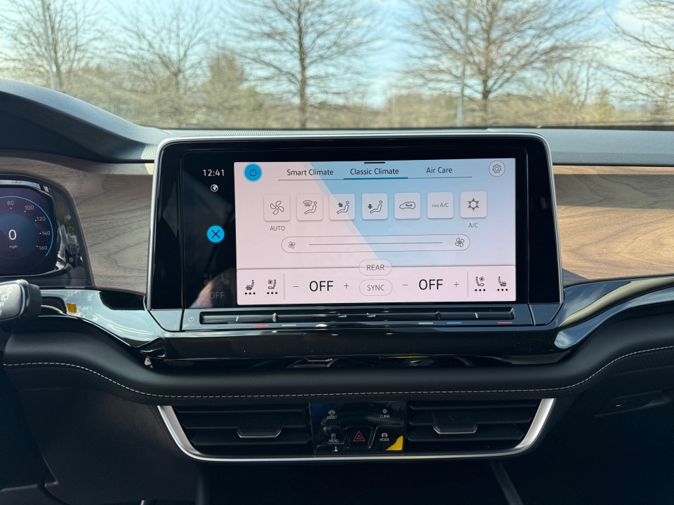 1V2HN2CA0TC548182 2026 Volkswagen Atlas SE with Technology