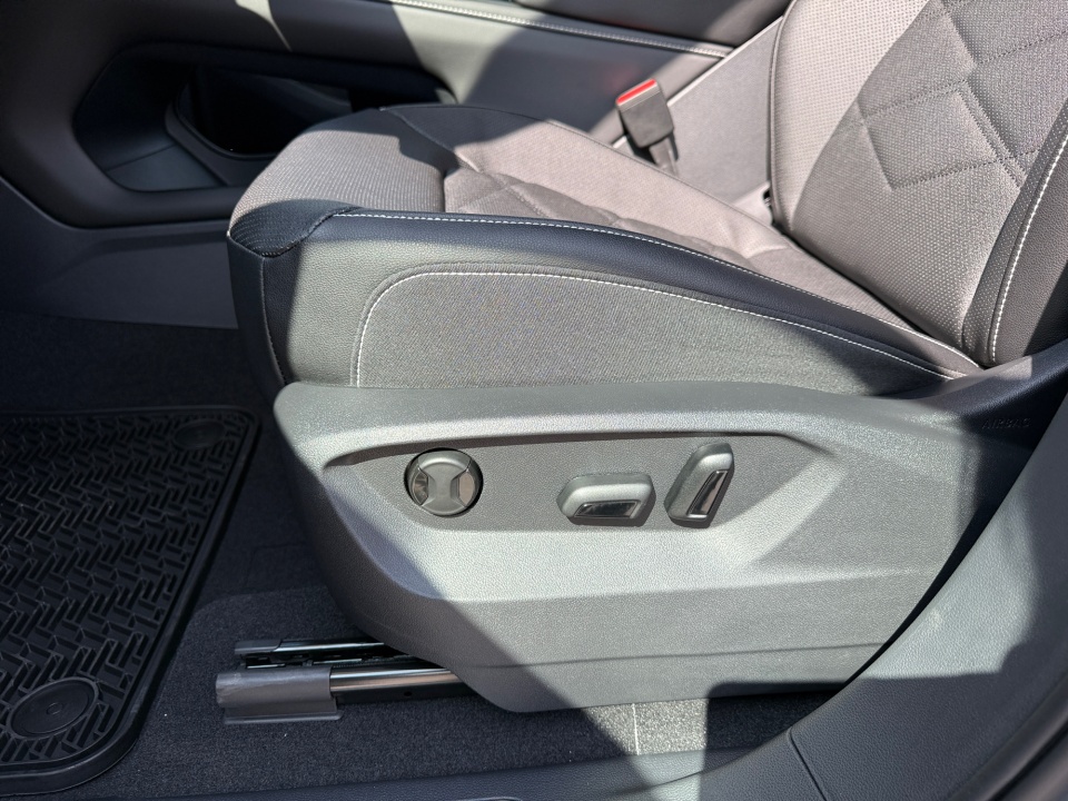 1V2HN2CA0TC548182 2026 Volkswagen Atlas SE with Technology