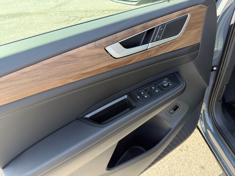 1V2HN2CA0TC548182 2026 Volkswagen Atlas SE with Technology