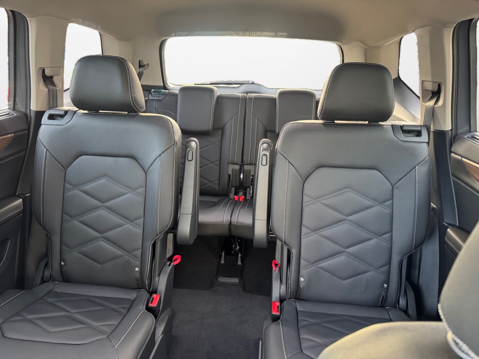 1V2HN2CA1TC534615 2026 Volkswagen Atlas SE with Technology