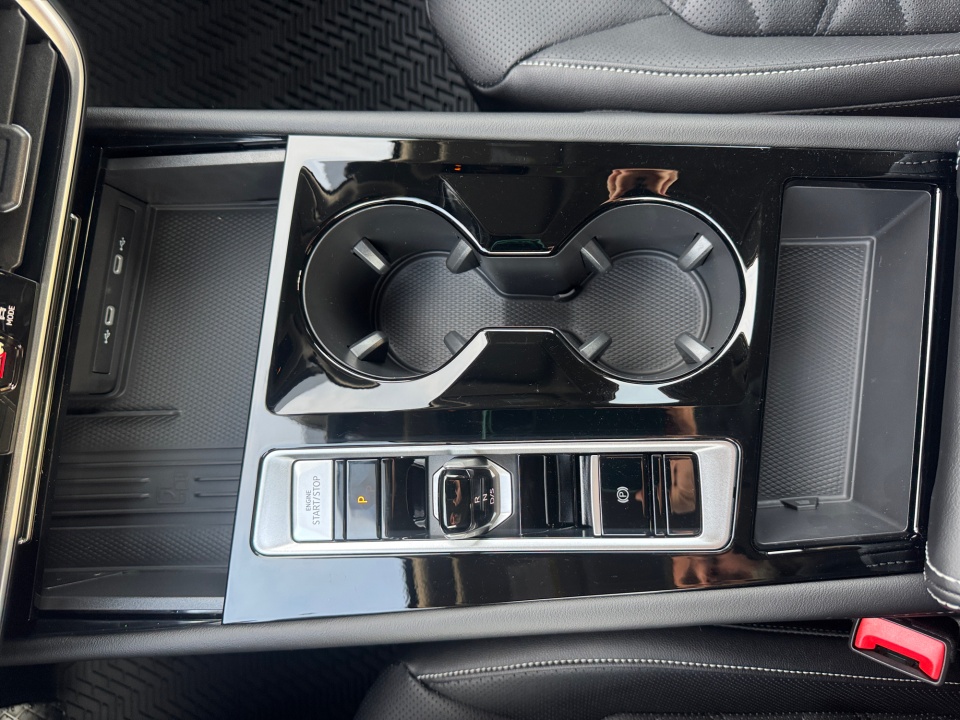 1V2HN2CA1TC534615 2026 Volkswagen Atlas SE with Technology