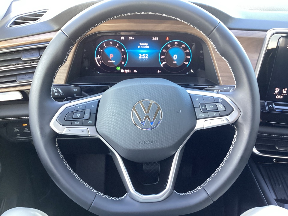 1V2HN2CA3TC534230 2026 Volkswagen Atlas SE with Technology