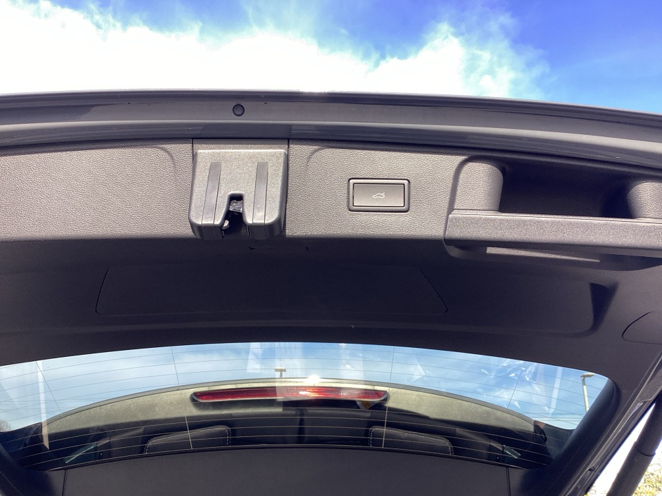 1V2HN2CA3TC534230 2026 Volkswagen Atlas SE with Technology