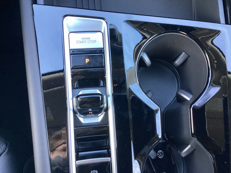 1V2HN2CA3TC534230 2026 Volkswagen Atlas SE with Technology