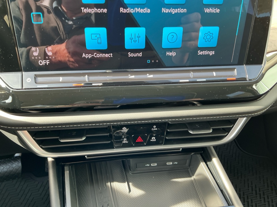 1V2HN2CA4TC521017 2026 Volkswagen Atlas 2.0T SE w/Technology